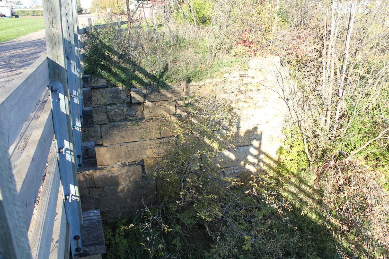 North abutment